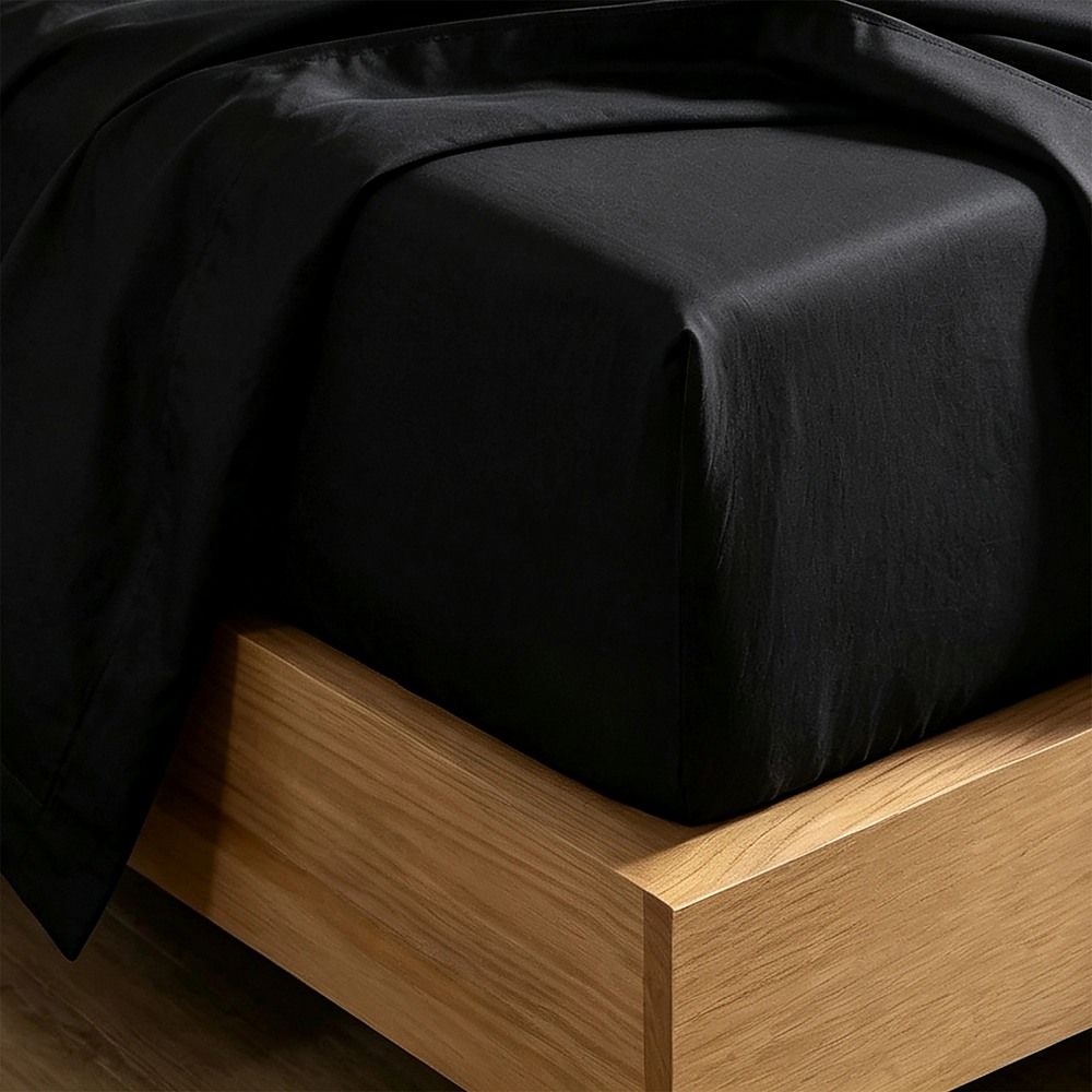 Queen Microfiber Sheet Set – Black 4-Piece Set with Deep Pockets
