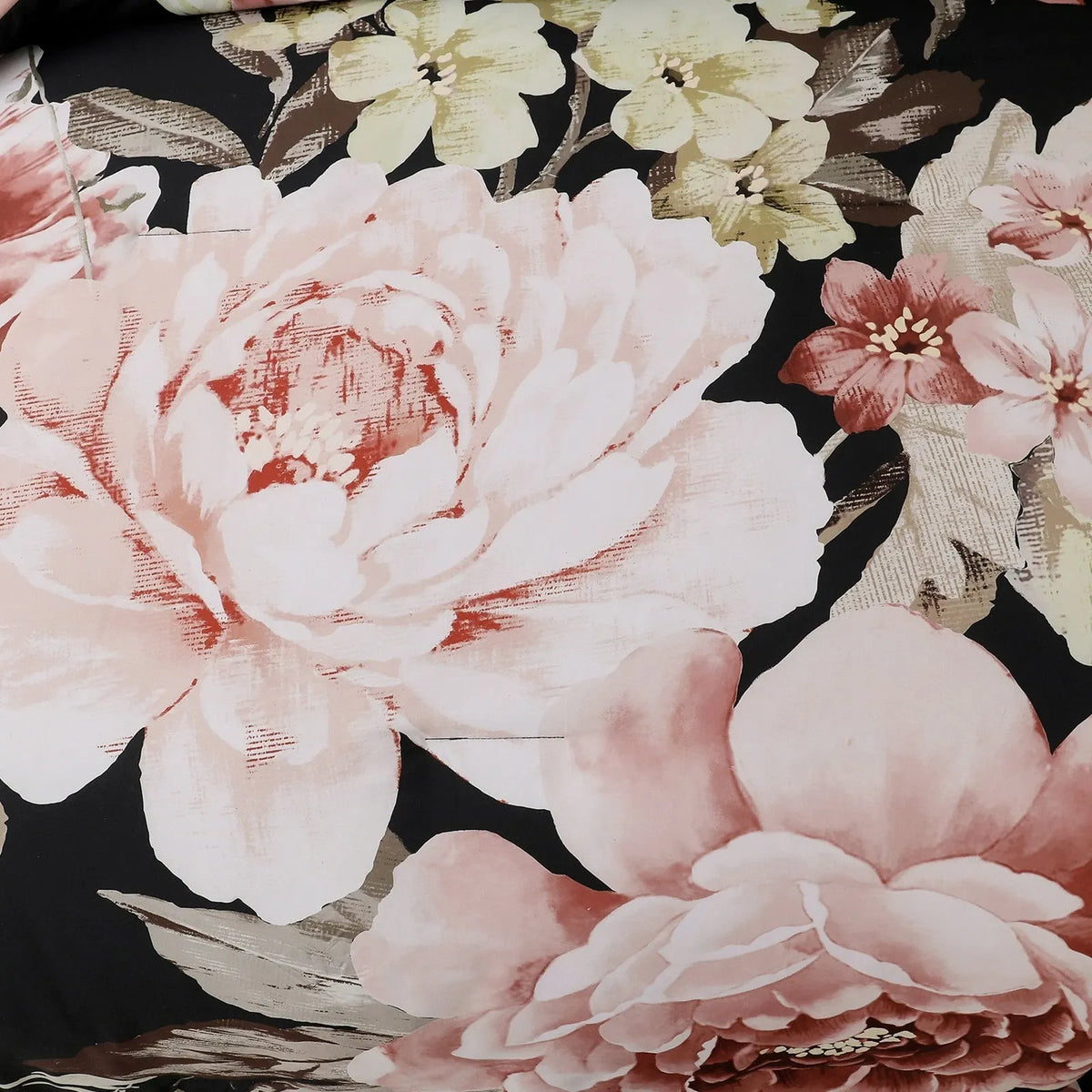 Black Maribel Marigold Quilt Cover set