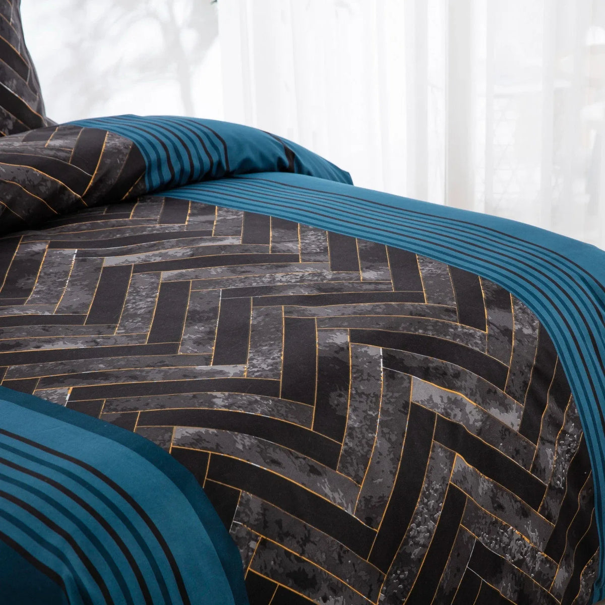 Marble Teal Nero Chevron Luxe Quilt Cover set
