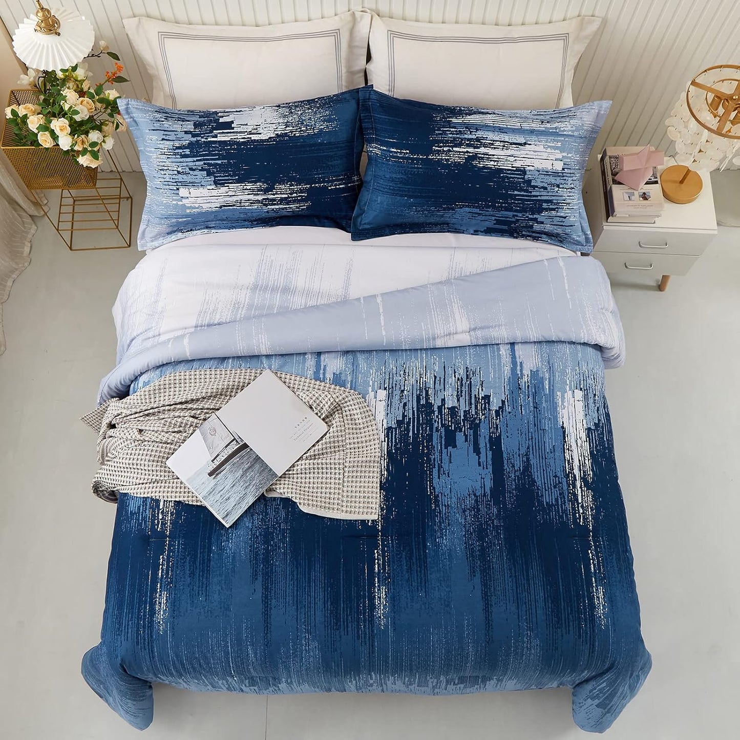 Ombre Blue Comforter Set, King Size, Gradient Blue Grey 3-Piece Boho Bedding