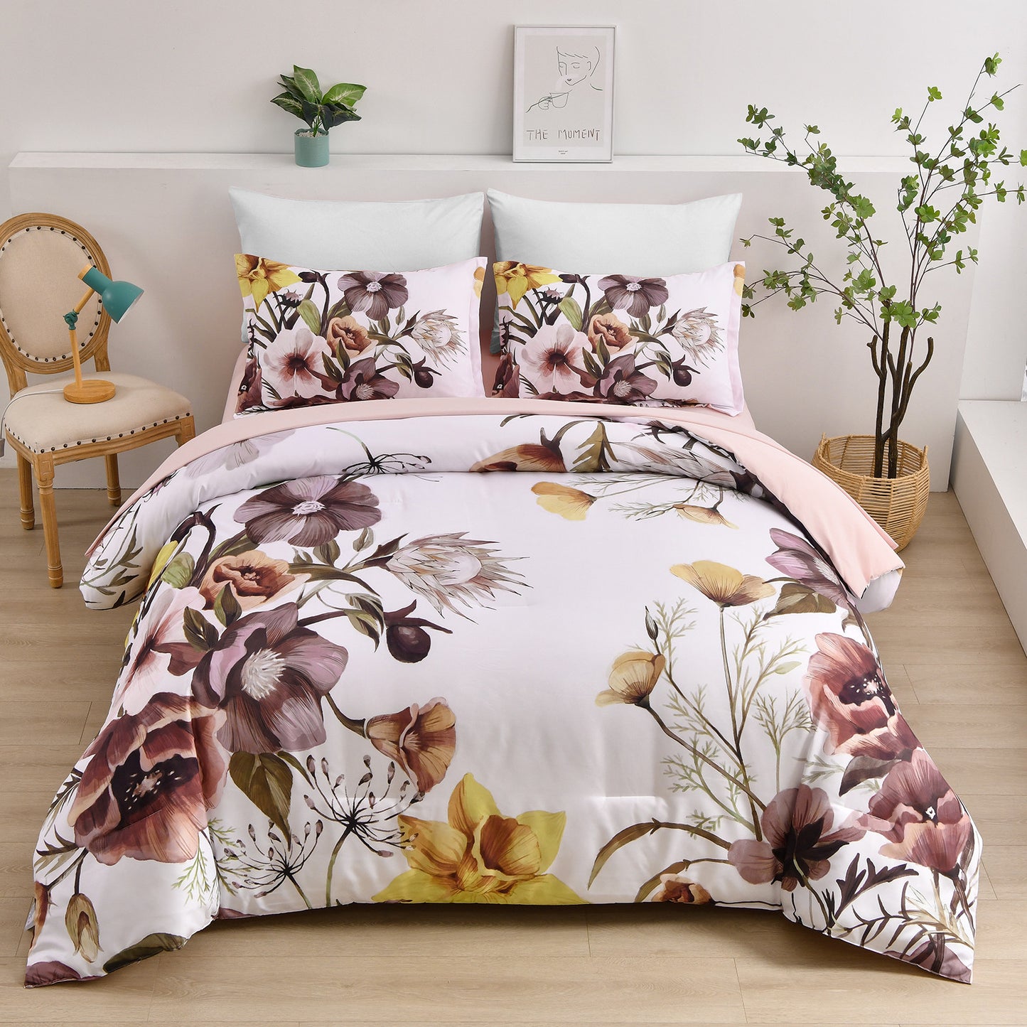 King Size Floral Comforter Set 3-Piece Blush Floral Soft Microfiber Bedding for All Seasons