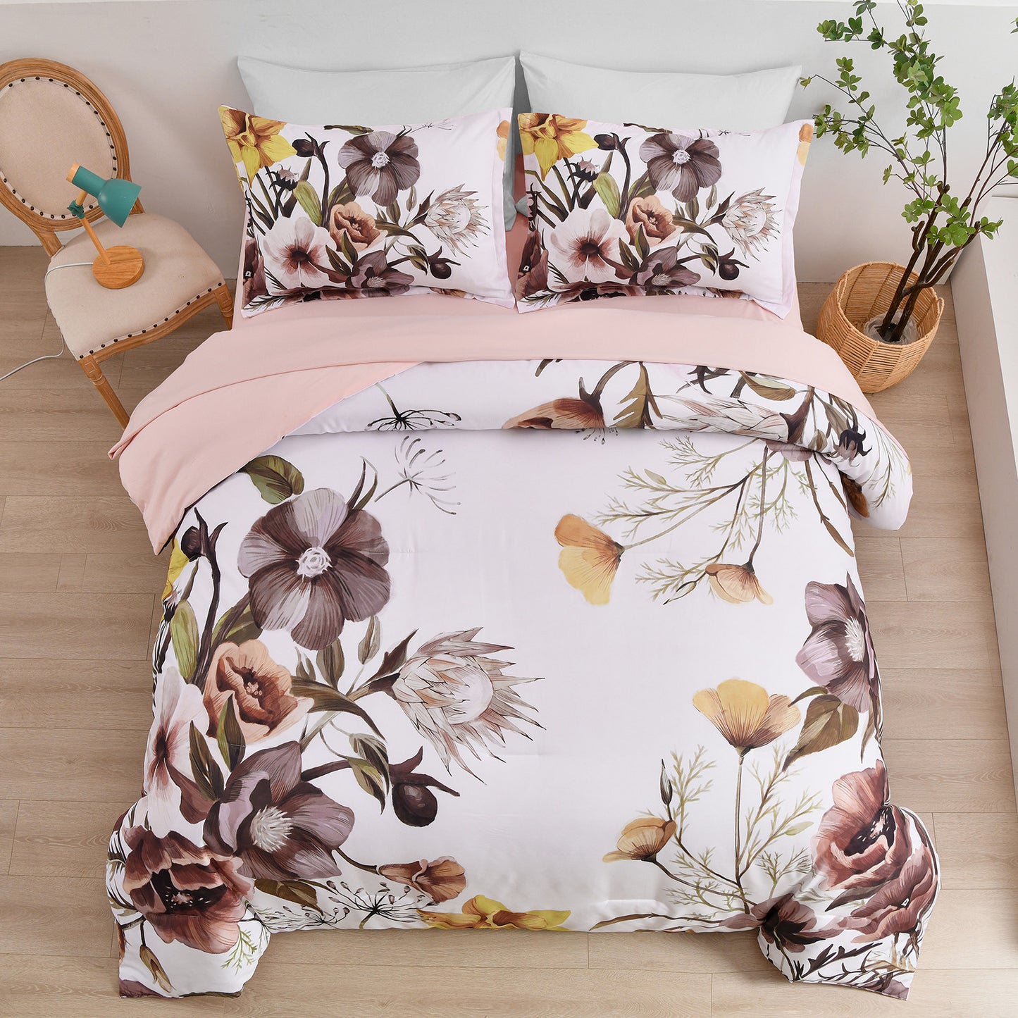 King Size Floral Comforter Set 3-Piece Blush Floral Soft Microfiber Bedding for All Seasons