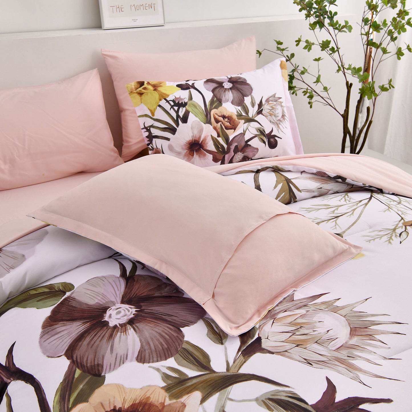 King Size Floral Comforter Set 3-Piece Blush Floral Soft Microfiber Bedding for All Seasons