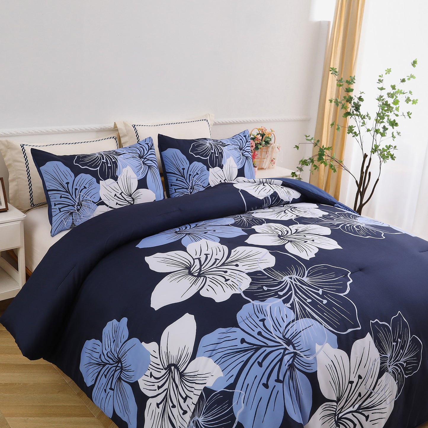 King Comforter Set 3-Piece Navy Blue Floral Soft Microfiber Bedding for All Seasons