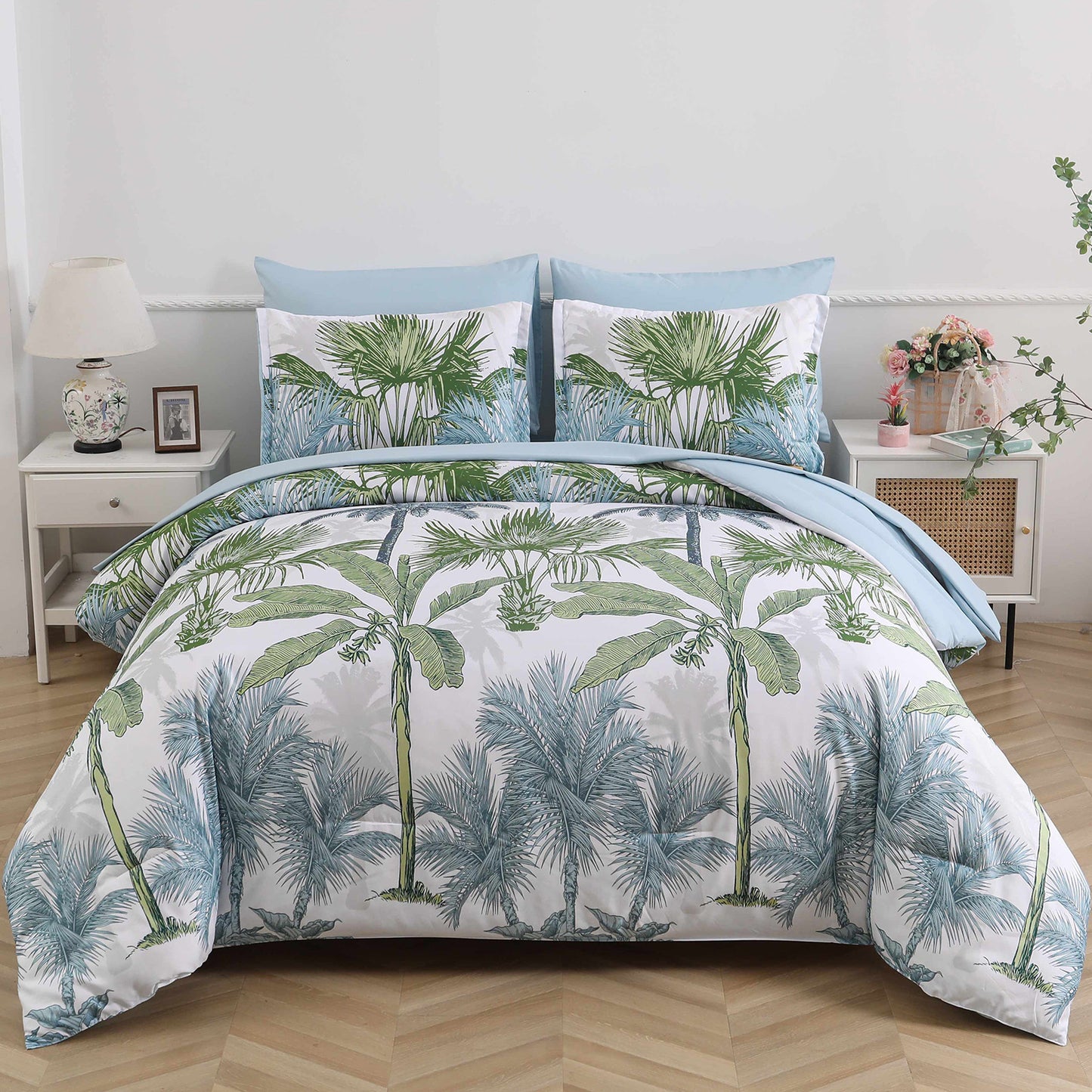 King Size Soft Floral Leaf Comforter Set Deluxe Quilted Bedding with Pillowcases