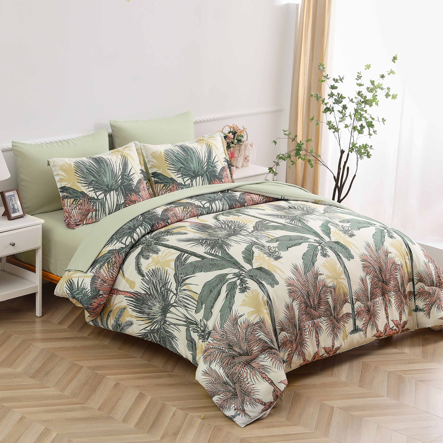 King Size Soft Floral Leaf Comforter Set Warm Quilted Bedding with Pillowcases