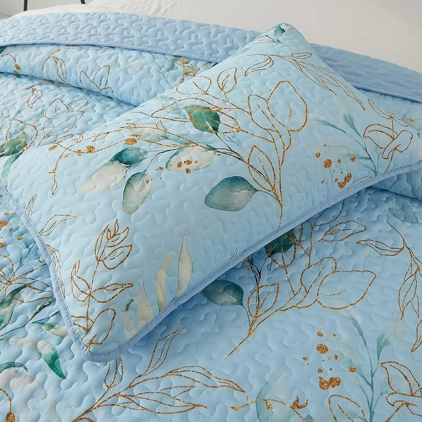 Quilted Coverlet & Pillowcases Set - Heavenly Cozy & Warm - Queen