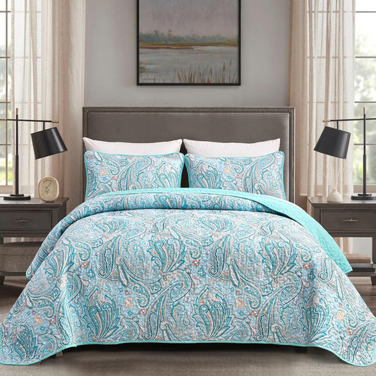 Distinctive Quilted Coverlet and Pillowcases Set: Make a Bold Statement - Queen size