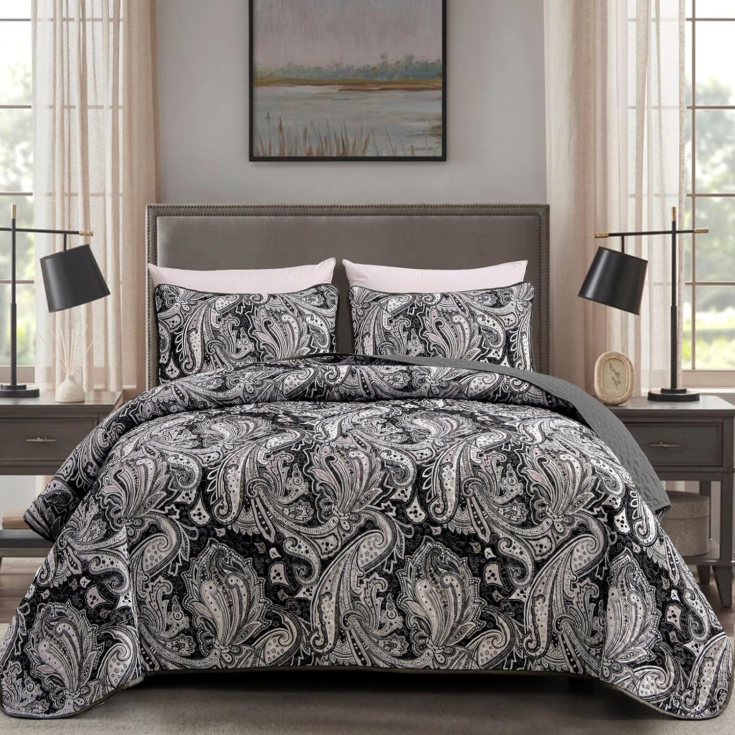 Artful Quilted Coverlet and Pillowcases Set: Beauty in Every Stitch - Queen size