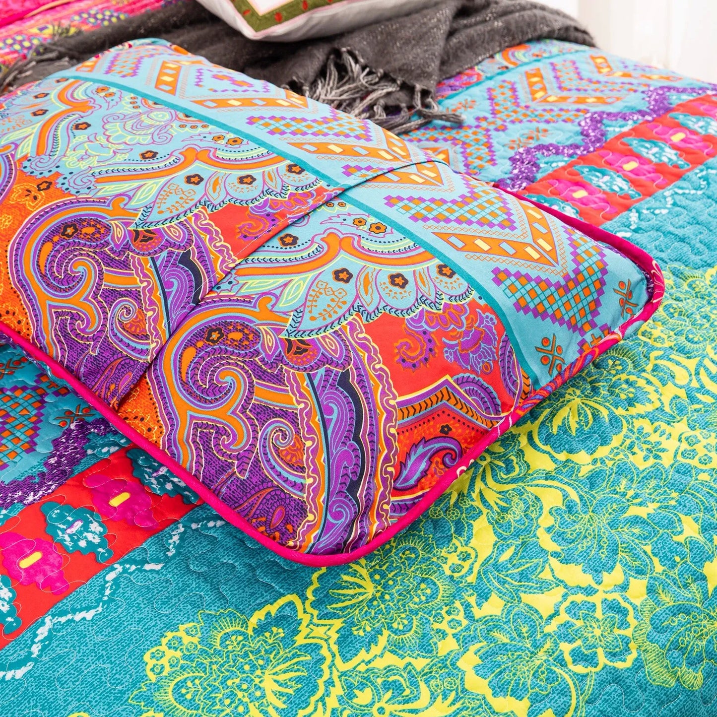 Quilted Bedspread & Pillowcases Set - Colorful Add a Splash of Color - Queen