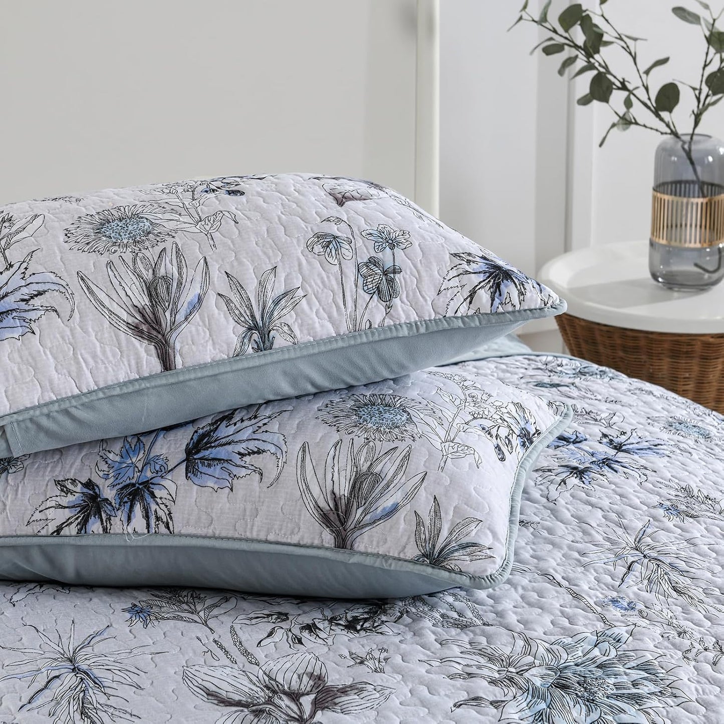 Quilted Coverlet & Pillowcases Set - Yearning for a Better Night's Sleep - Queen