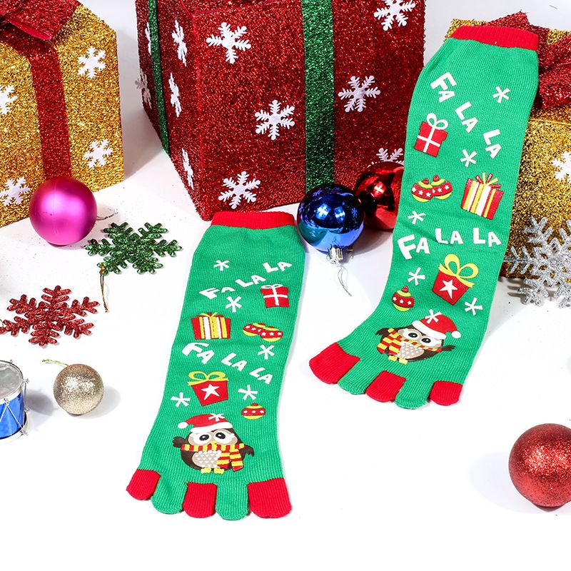Penguin Christmas tabi socks with gift tower design, women's cartoon stockings 5 pairs