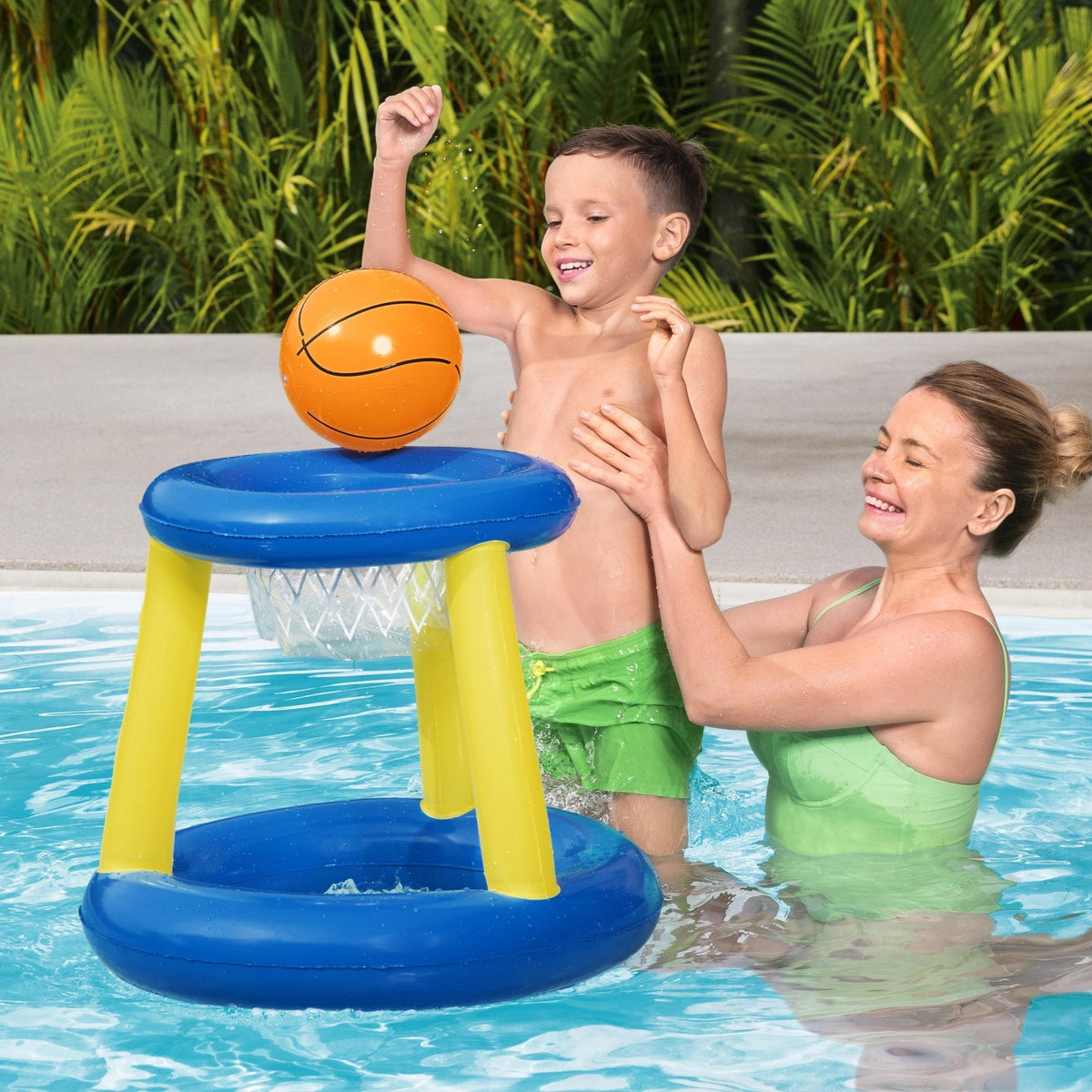 Bestway Splash N Hoop Inflatable Game
