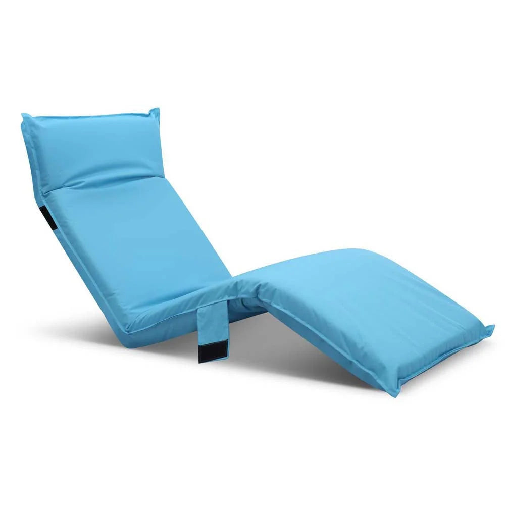 Blue adjustable beach sun with boxed accessories and matching pieces