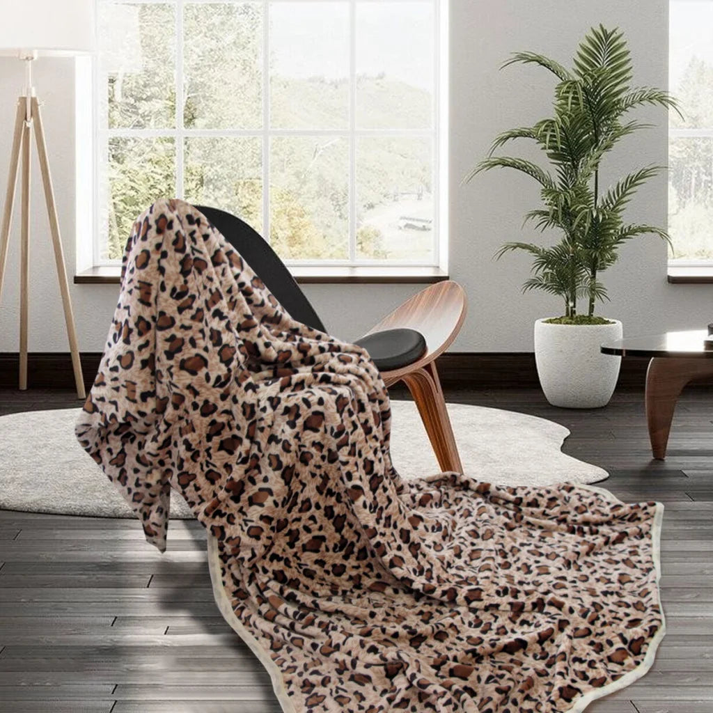 Animal Pattern Soft Flannel Plush Queen Size Blanket 220 x