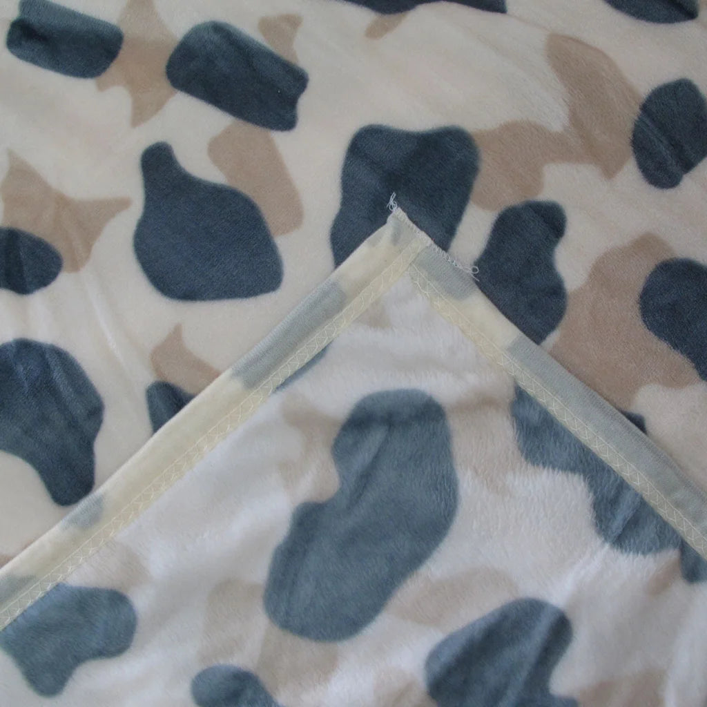 Animal Skin Pattern Soft Flannel Plush Single Size Blanket