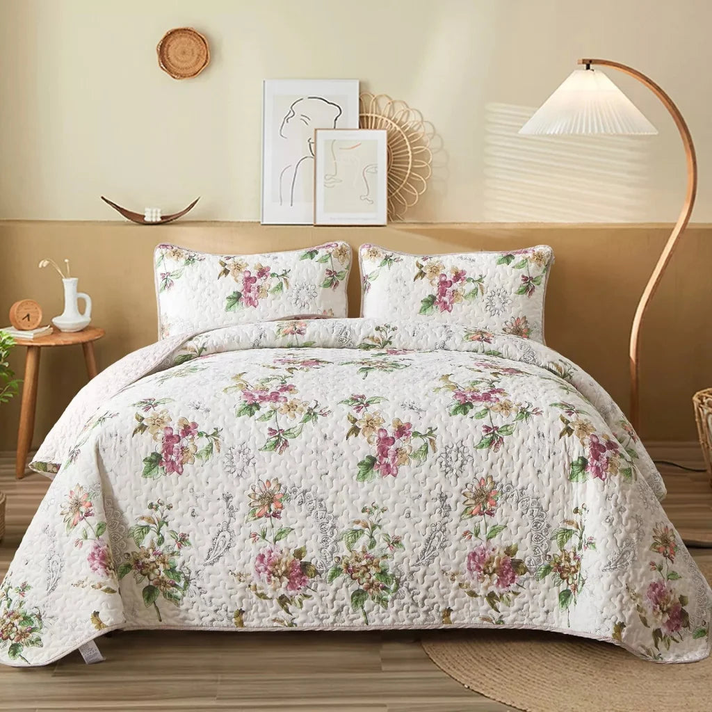 Artisan Quilted Coverlet & Pillowcases Set - A Masterpiece