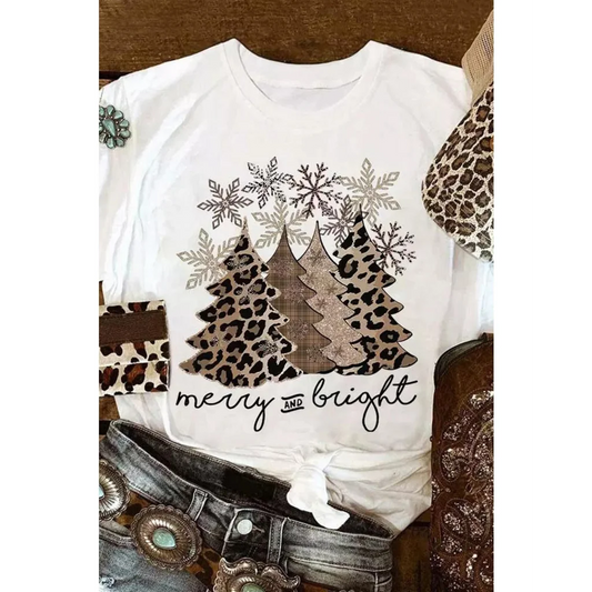 Azura Exchange Leopard Christmas Tree Graphic Print T-Shirt