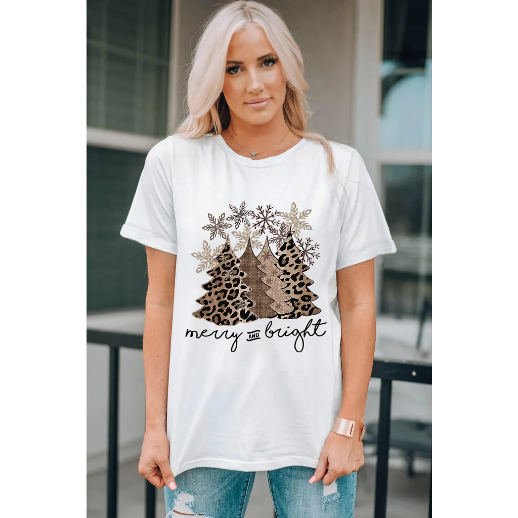 Azura Exchange Leopard Christmas Tree Graphic Print T-Shirt