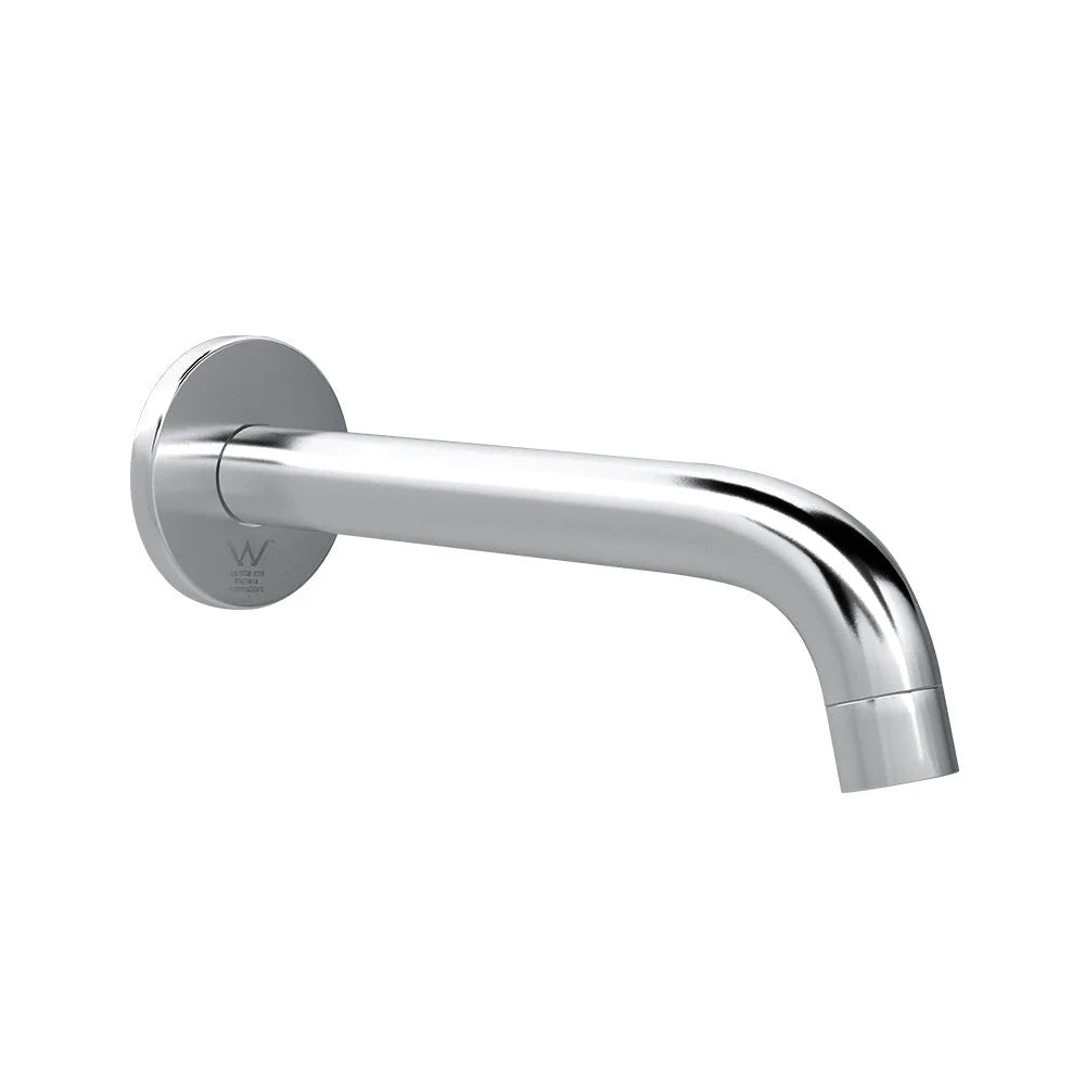 Chrome bathroom spout tap with shower fitting and outlet head
