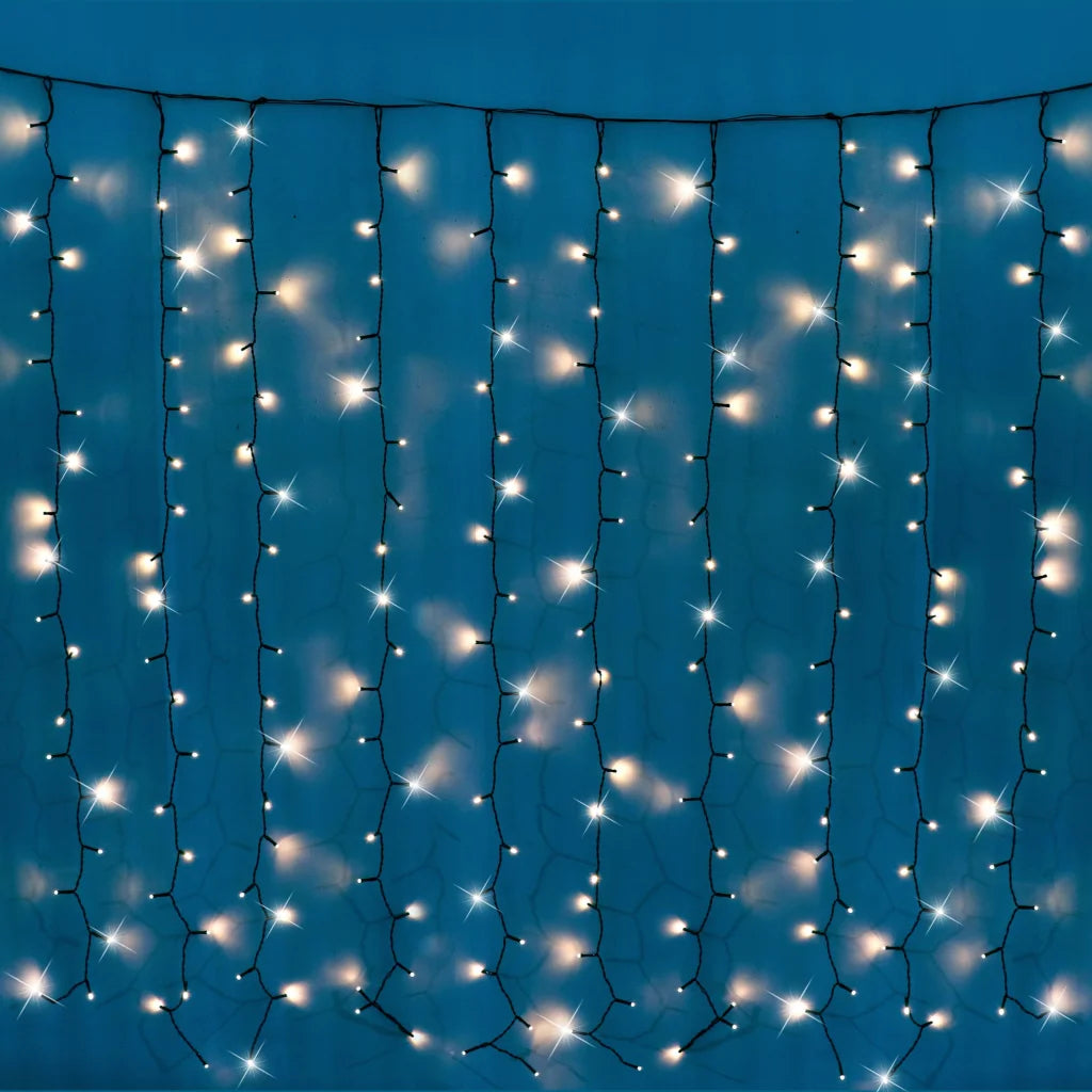 Battery Operated 200 LED Curtain Light – 140 x 140cm