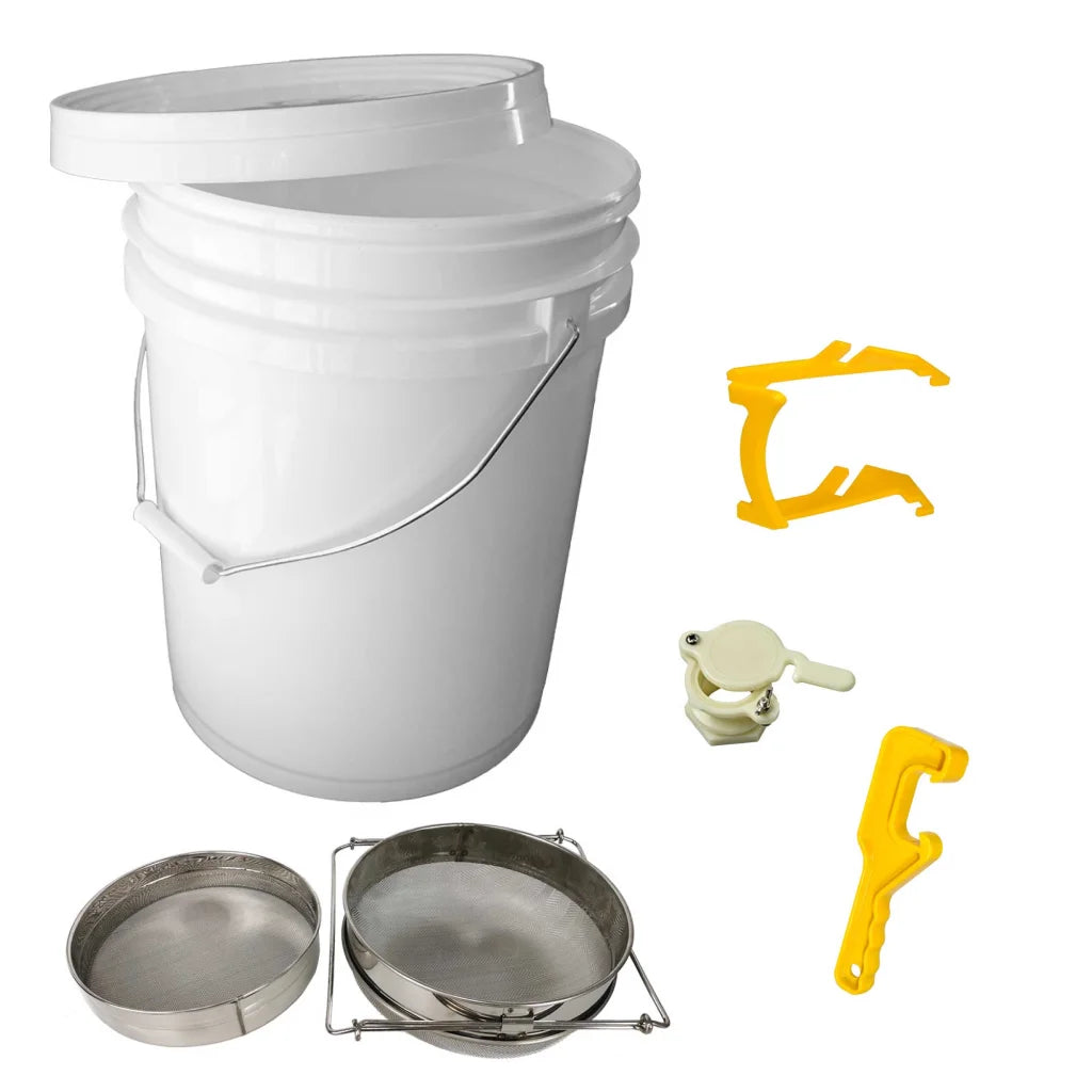 Beekeeping Tools Kit 5 Pcs Honey Bee Hive Beekeeper Pail