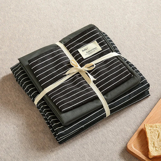 Black 4-Piece Cotton Bedding Set - Fits 1.5m/1.8m Beds