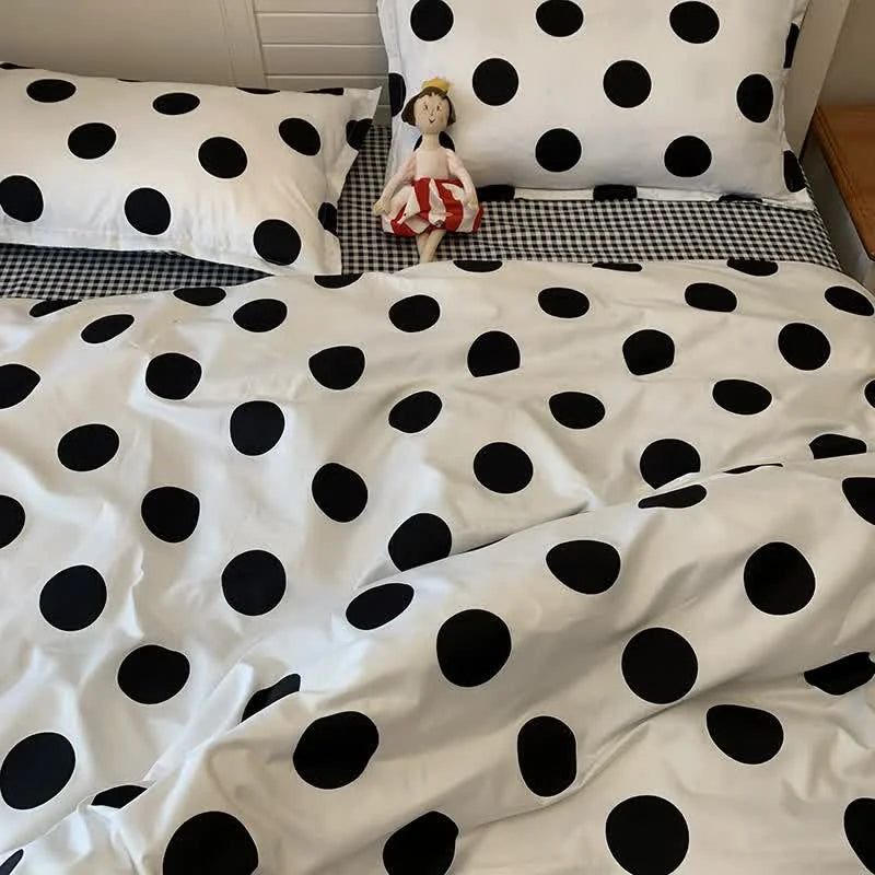 Black Polka Dot Premium Three-Piece Bedding Set