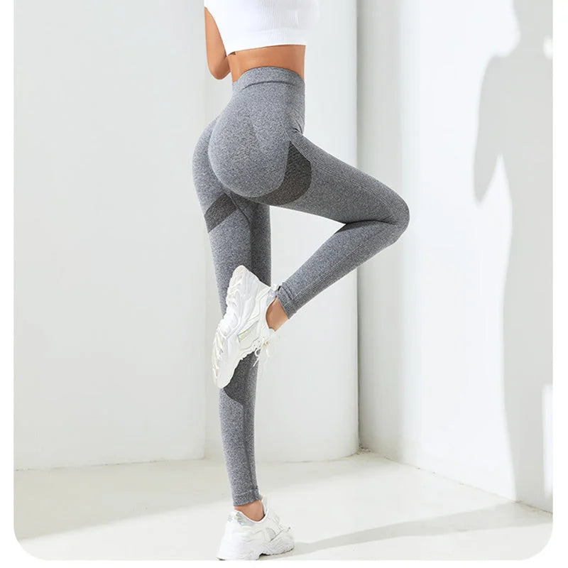 Black Size S High-Waisted Butt-Lifting Seamless Yoga