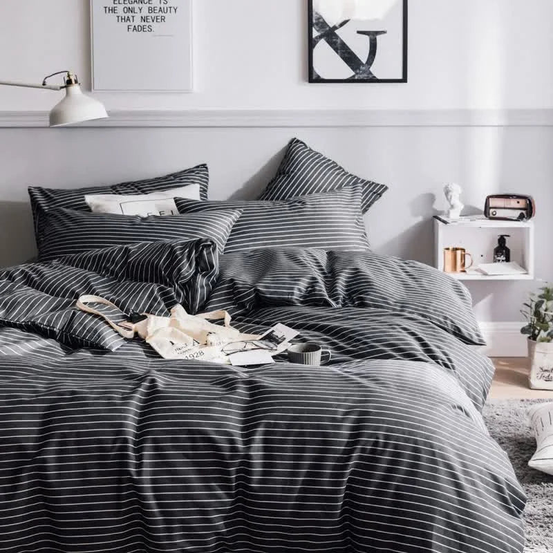 Black Stripes Three-Piece Bedding Set - Comfortable