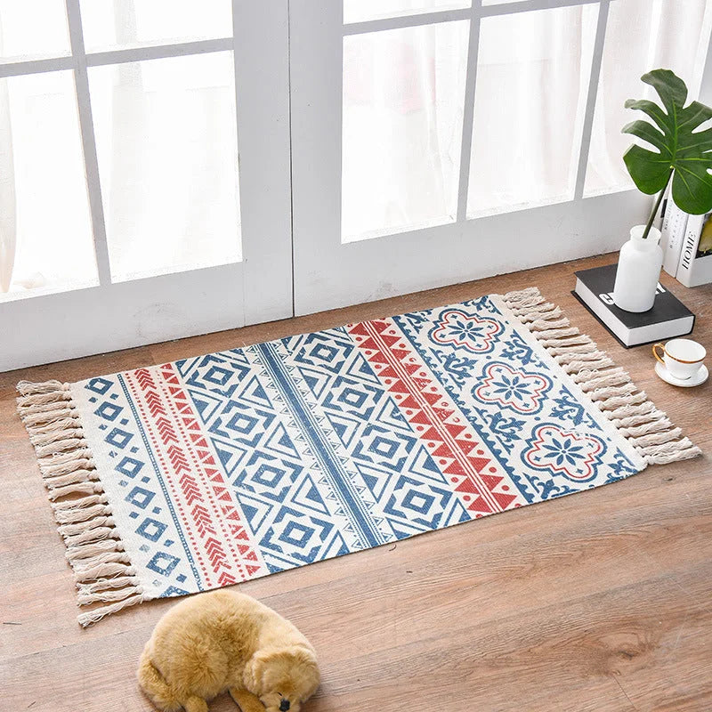 Bohemian Cotton Area Rug with Tassels - Geometric Pattern