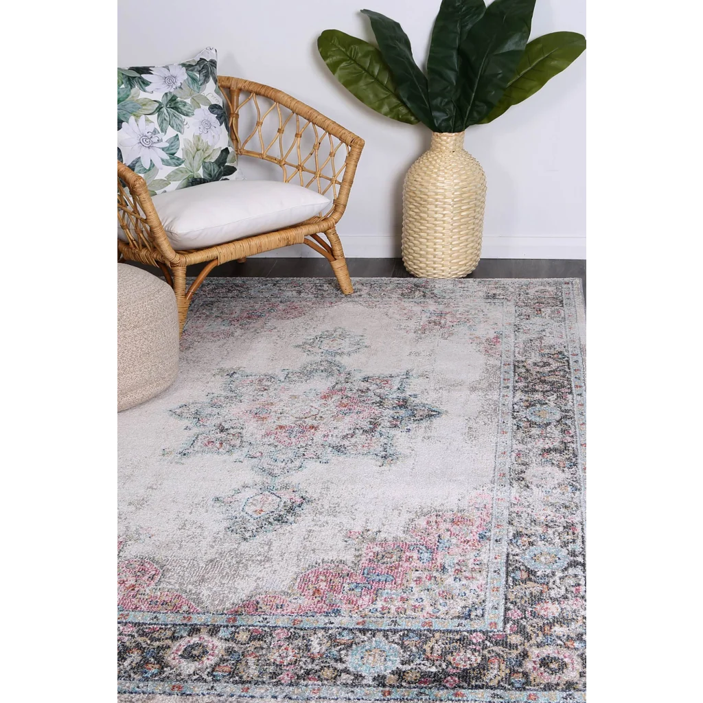 Brentwood Transitional Cream Rug - 160x230 - Home & Garden