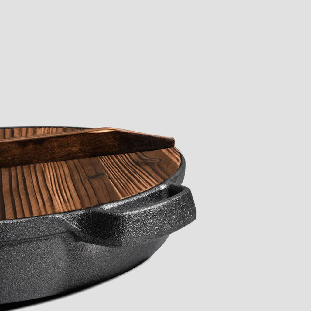Cast Iron Deep Baking Pizza Pan Premium 31cm Round Pre-Seasoned Skillet with Wooden Lid