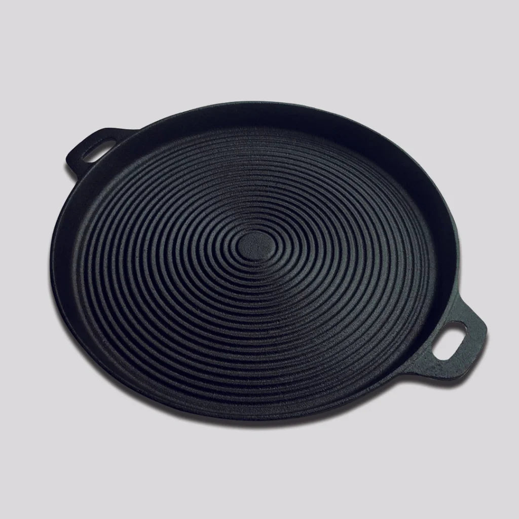 Cast Iron Frying Pan Premium 35cm Round Ribbed Skillet Steak Sizzle Platter with Handle