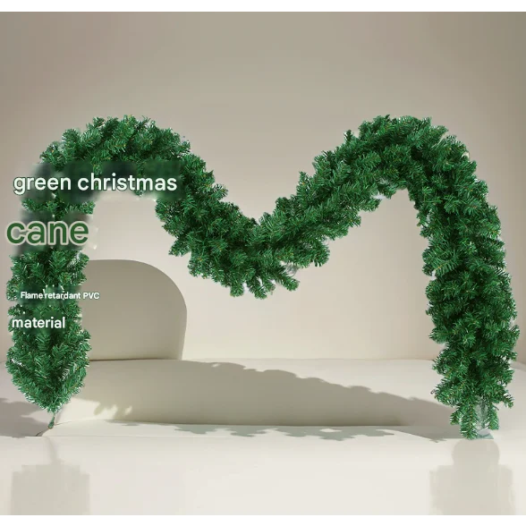 Classic Green Lush Artificial Christmas Garland - 2.7m