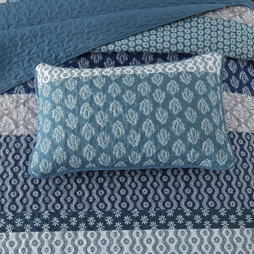 Classic Hydrangea Soft Quilted 3 Pc Bedspread & Pillow