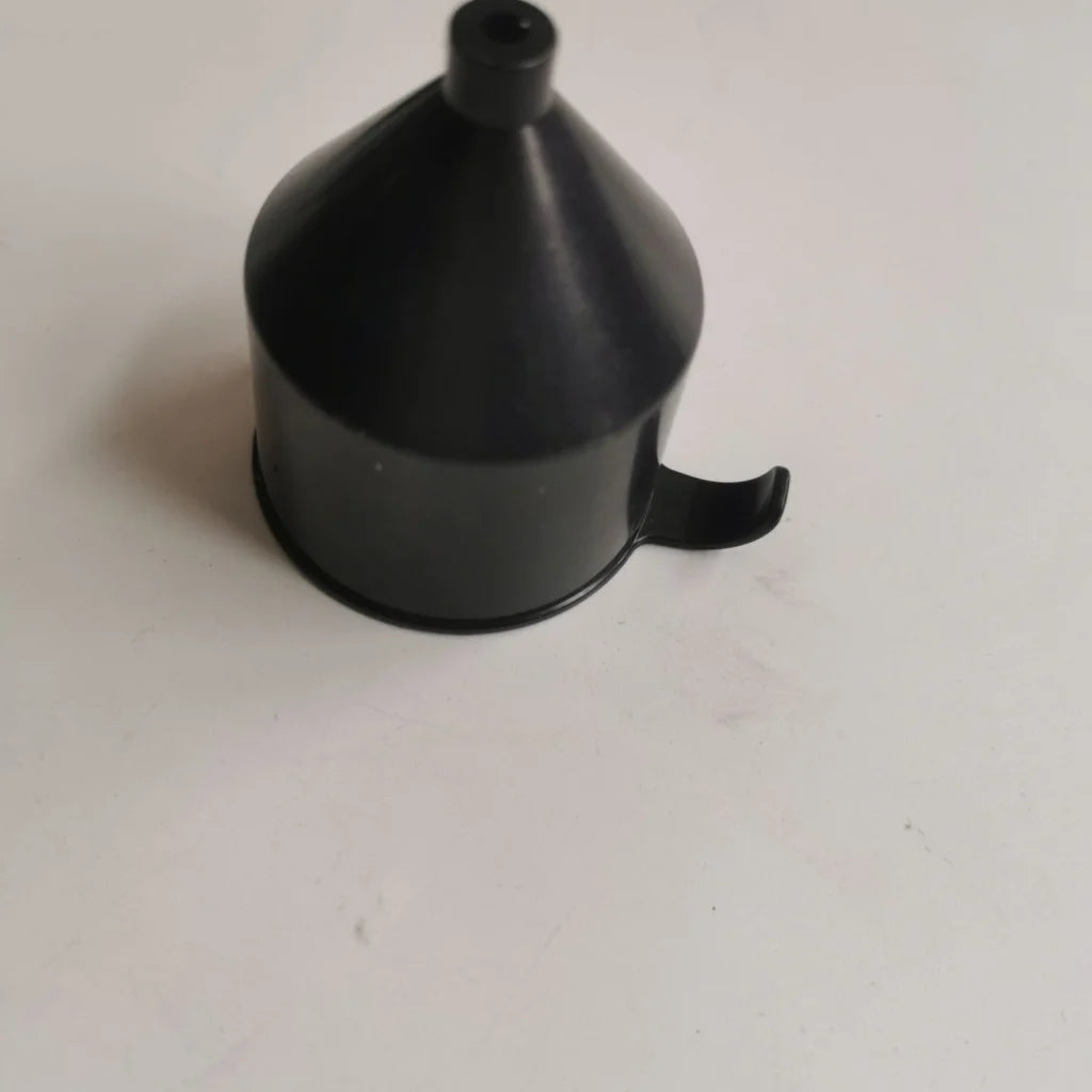 Spray gun with component details and storage context