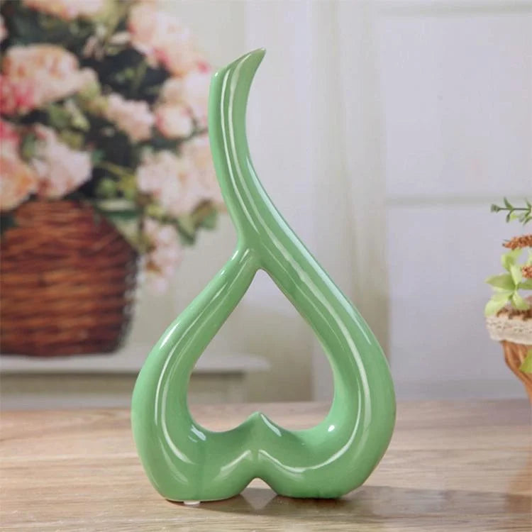 Creative Heart-shaped Ceramic Flower Vase for Home Office