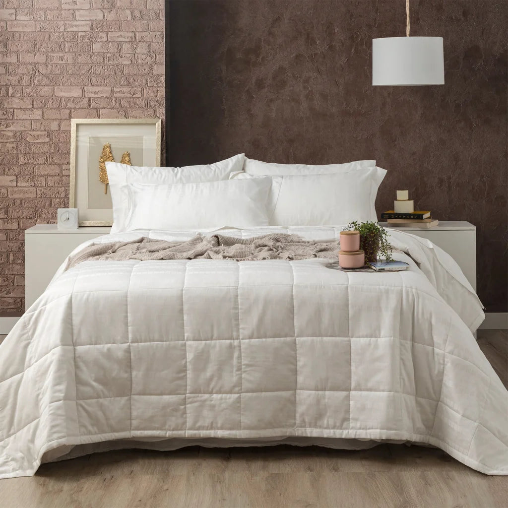 Damask Cotton Jacquard Comforter Set 500 TC White by Ddecor