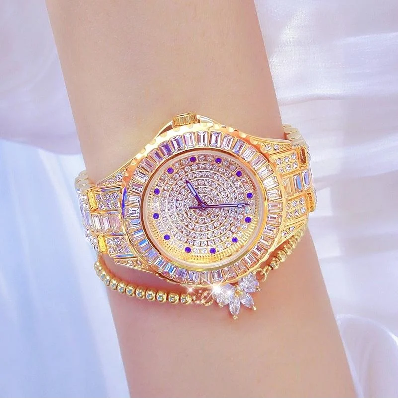 Diamond-inlaid Women Chain Watch - Elegant Jewelry - Gold
