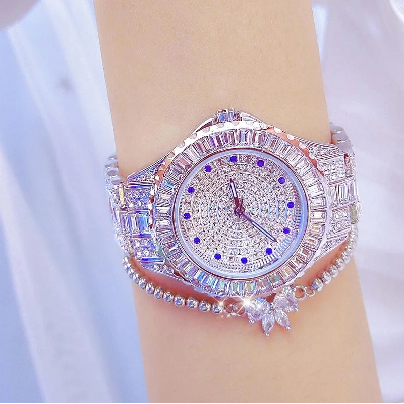 Diamond-inlaid Women Chain Watch - Elegant Jewelry - Silver