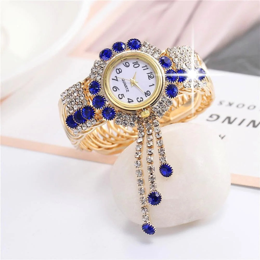 Diamond Pendant Quartz Bracelet Watch for Women - Wild