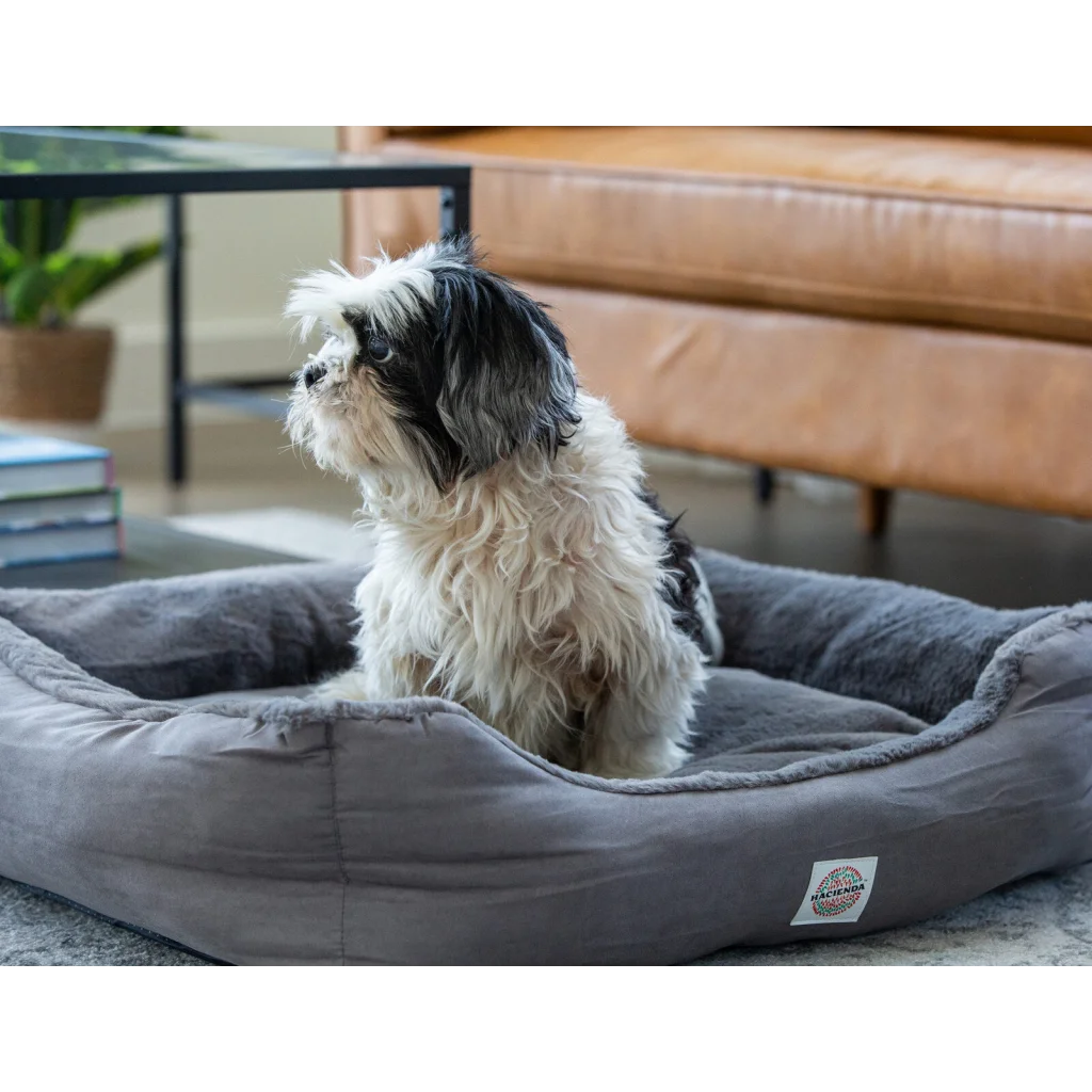 Easy-to-Clean Heated Rabbit Faux Fur Covering Pet Bed