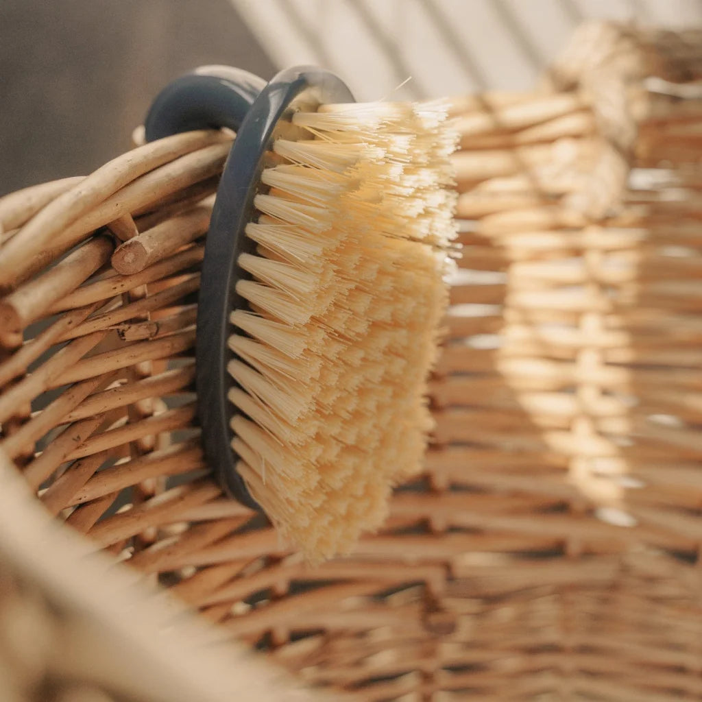 Eco Bamboo Handle Iron Household Scrubber Brush - Home &