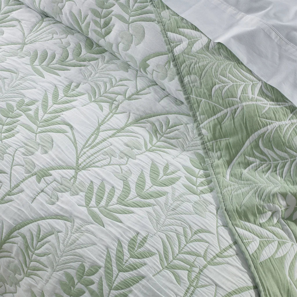 Eden Sage Jacquard Bedspread Set - Queen - Home & Garden