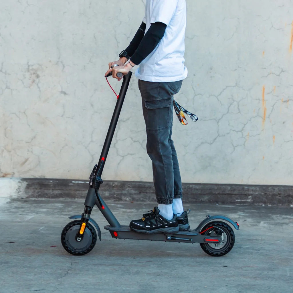Electric Scooter 350W Motor 8.5 inch Tyres Front Suspension