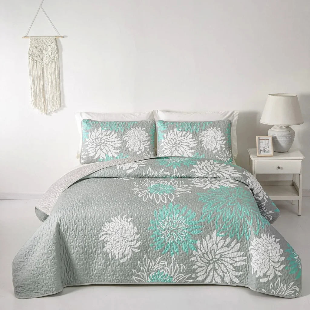 Elegant Quilted Bedspread & Pillowcases Set - Infuse