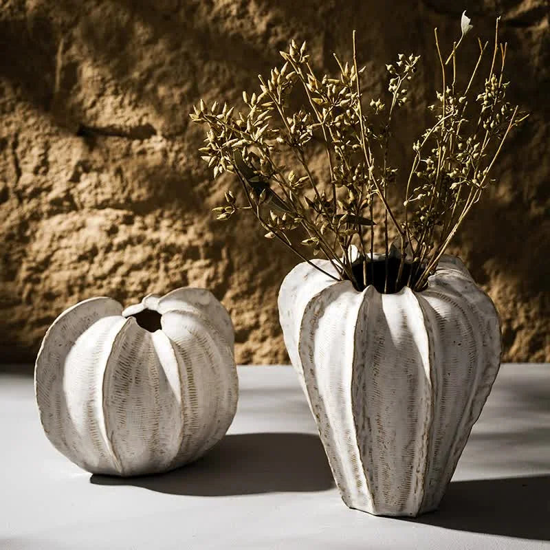 Elegant White Ceramic Pumpkin-Shaped Vase – Modern