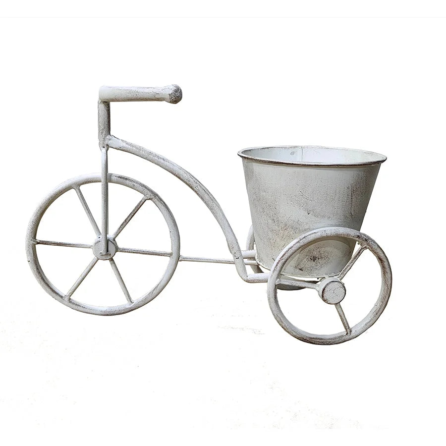 French Country Triangle w Pot Planter 21cm - Home & Garden