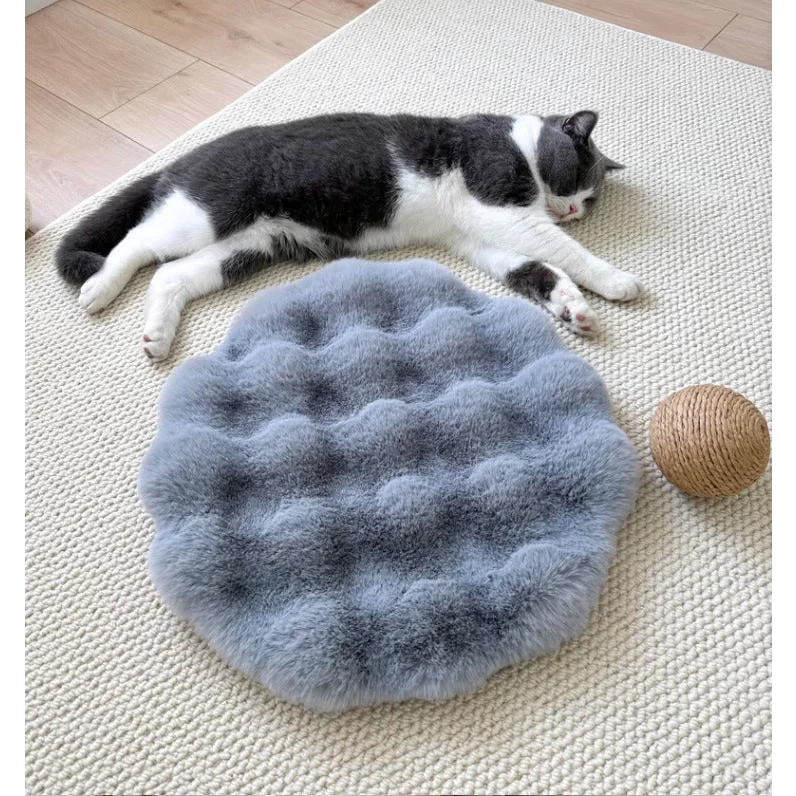 Gray Plush Round Cat Mat - Soft Faux Fur Sleeping Pad (40cm
